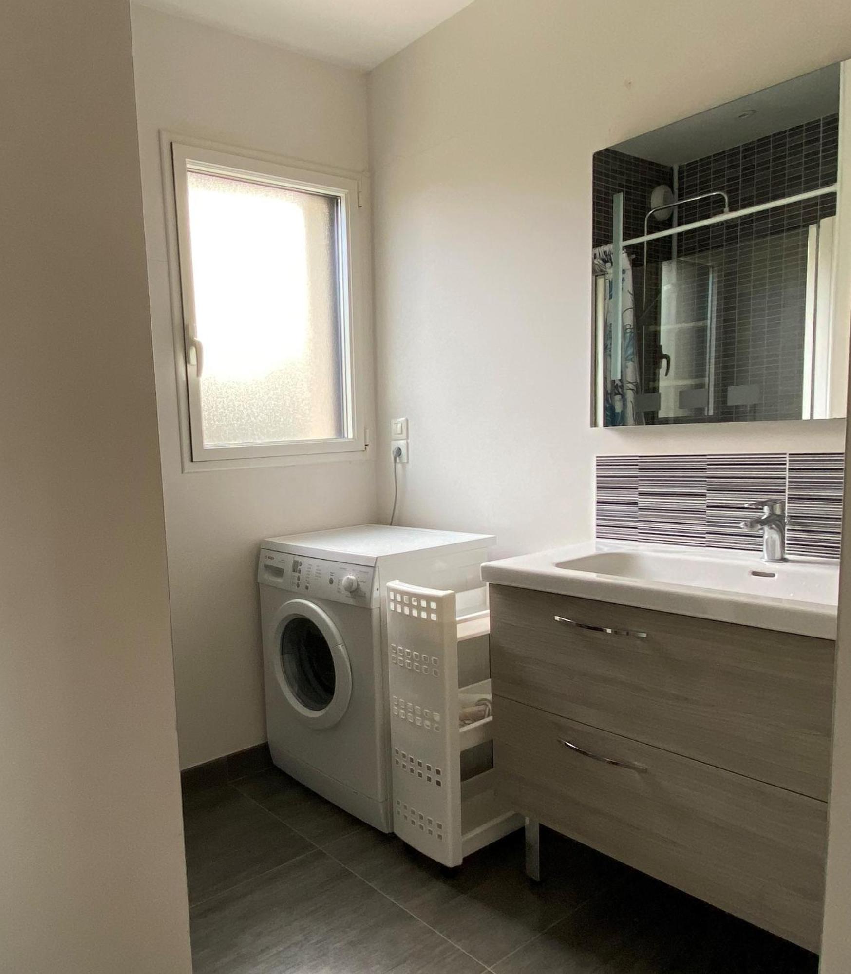 Cote De Granit Rose 3 Personnes Holiday home *
